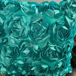 Beautiful pillow covers for your home.